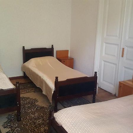 Firuza Hostel Borjomi ภายนอก รูปภาพ