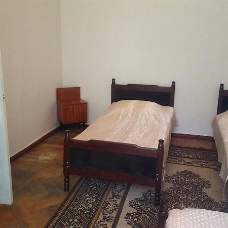 Firuza Hostel Borjomi ภายนอก รูปภาพ