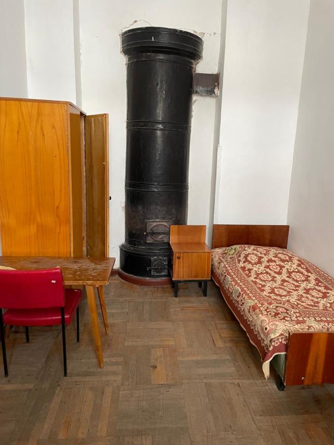 Firuza Hostel Borjomi ภายนอก รูปภาพ